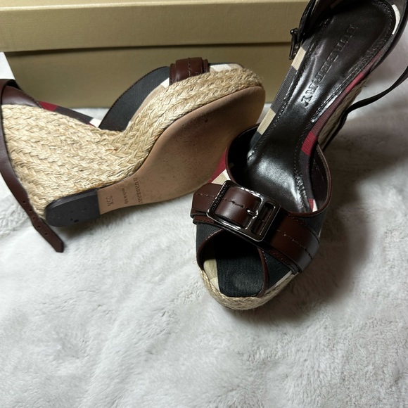 Authentic Burberry Wedged Heels - Picture 13 of 16